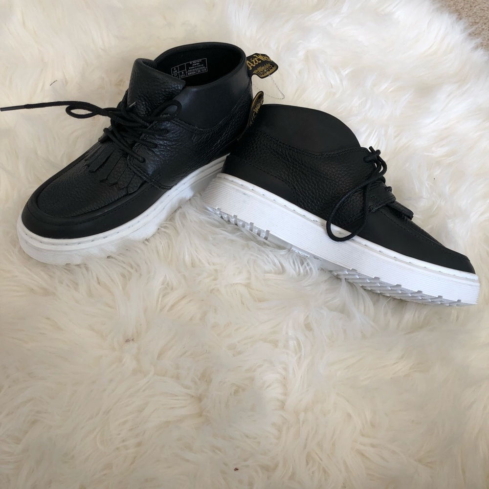 NWOT black Jemima dr martens